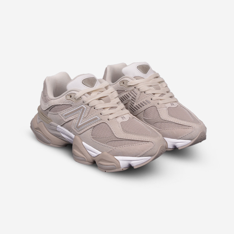 New Balance 9060 Beige/White