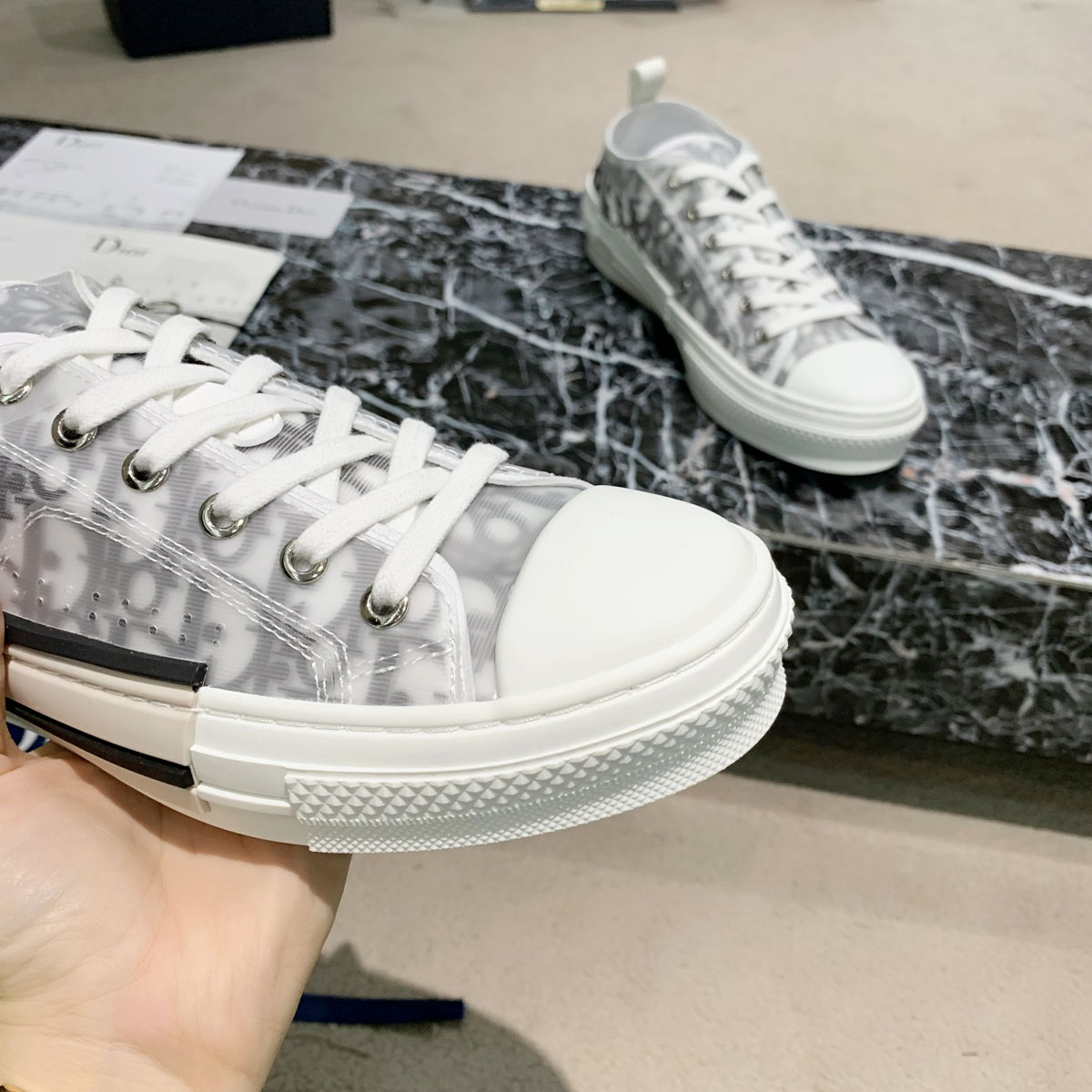 Dior B23 League basse (Toile Dior Oblique blanc et noir) – Image 3